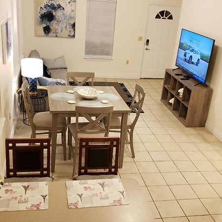 Modern House Minutes From Downtown Gainesville, Uf, Va & More! Buitenkant foto