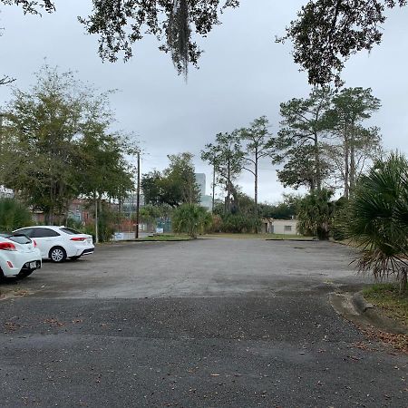 Modern House Minutes From Downtown Gainesville, Uf, Va & More! Buitenkant foto