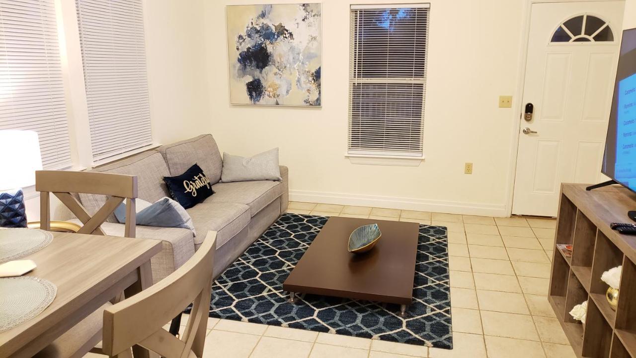 Modern House Minutes From Downtown Gainesville, Uf, Va & More! Buitenkant foto