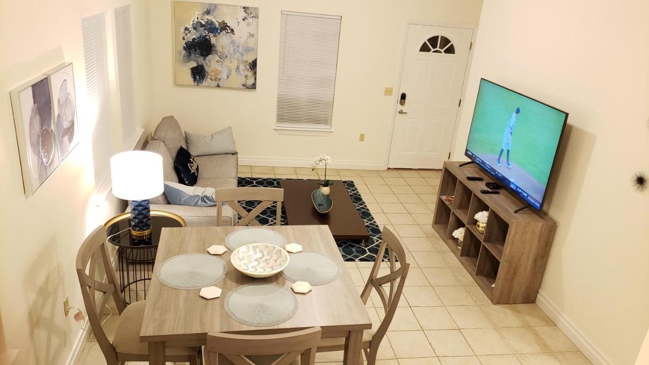 Modern House Minutes From Downtown Gainesville, Uf, Va & More! Buitenkant foto